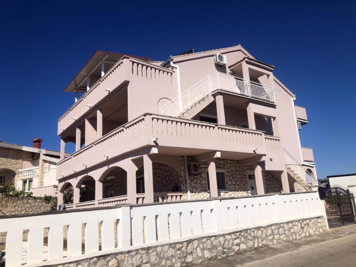 Apartments Villa Zdrava Trogir Exterior photo